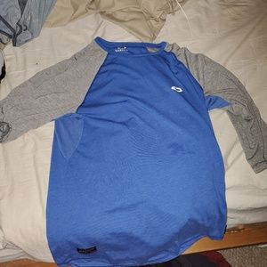 Oakley 3/4 sleeve tee